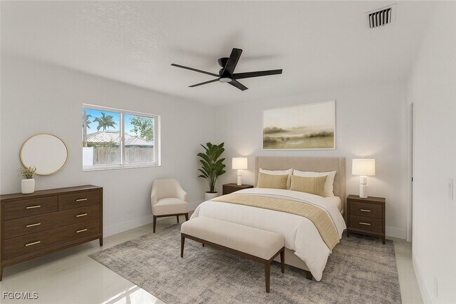 Building Photo - 1324 SE 22nd Terrace