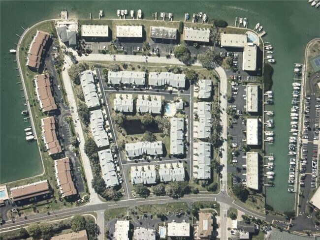 Building Photo - 106 Sun Isle Cir