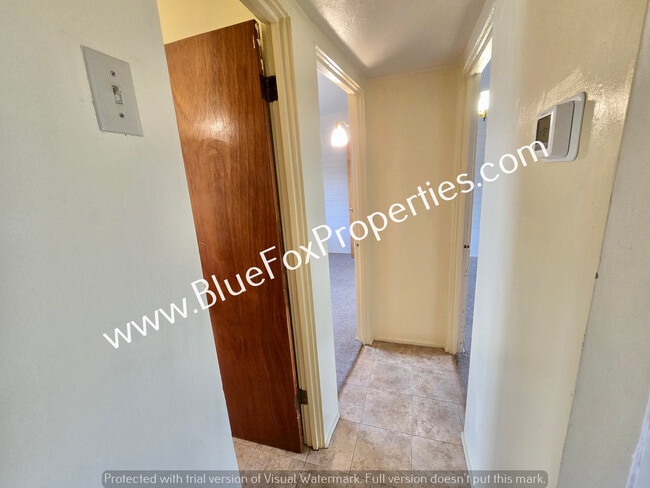 Building Photo - 3240 E Halcyon Pl