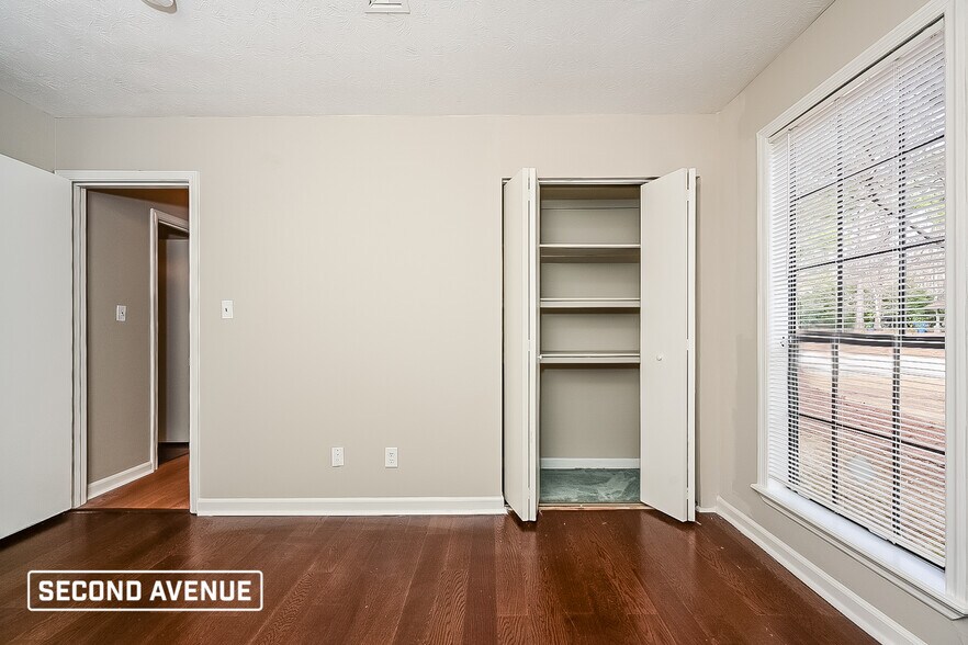 Building Photo - 134 Fairview Dr