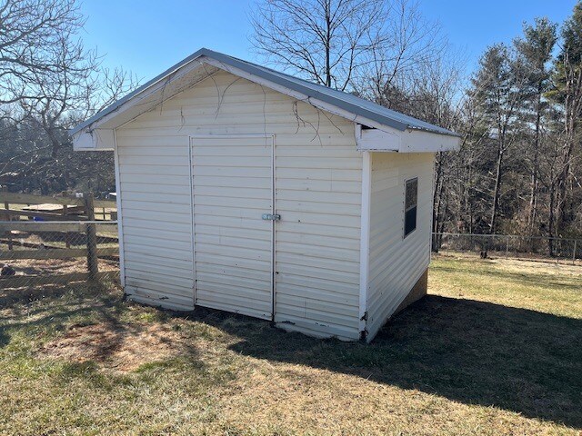 Building Photo - 346 Sheppard Branch Rd