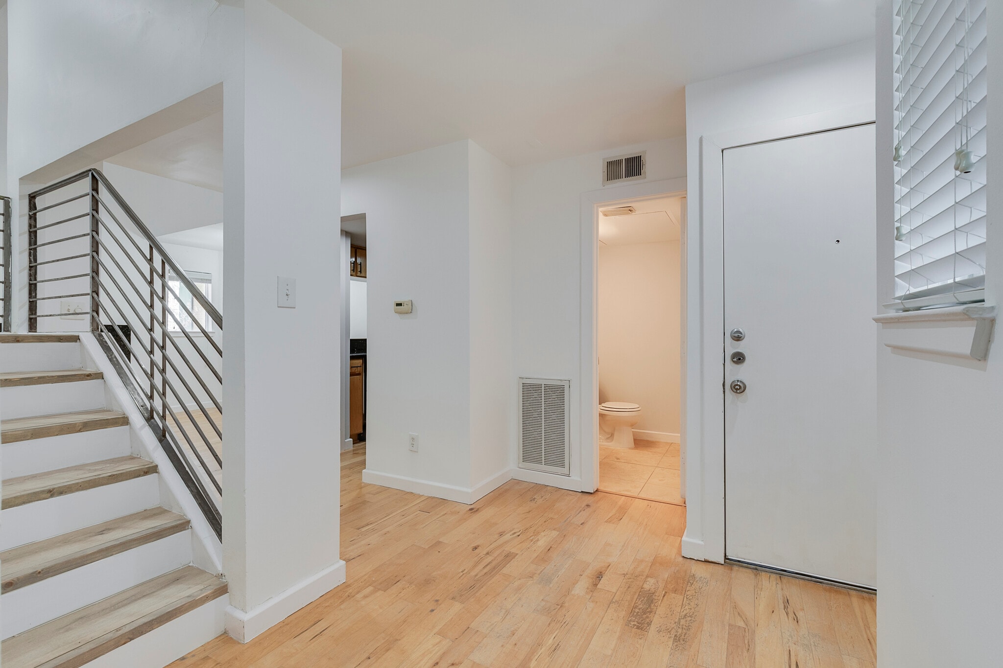 Front Entrance/Half Bath - 4130 Newton Ave