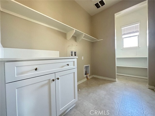 Building Photo - 5960 Nisa Dr