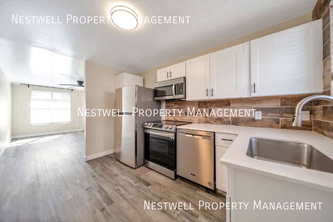 Building Photo - 1389 S 300 E