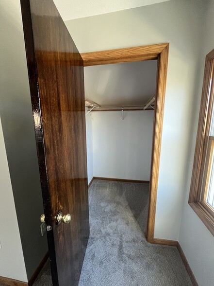 Building Photo - 1067 Hatch Ave