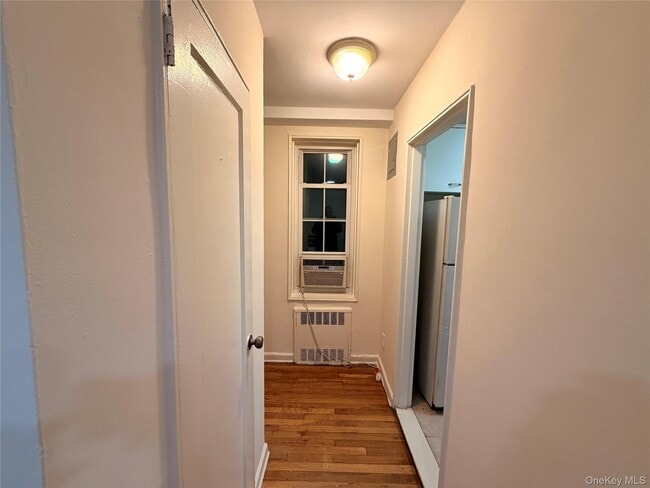 Building Photo - 140-18 Burden Crescent