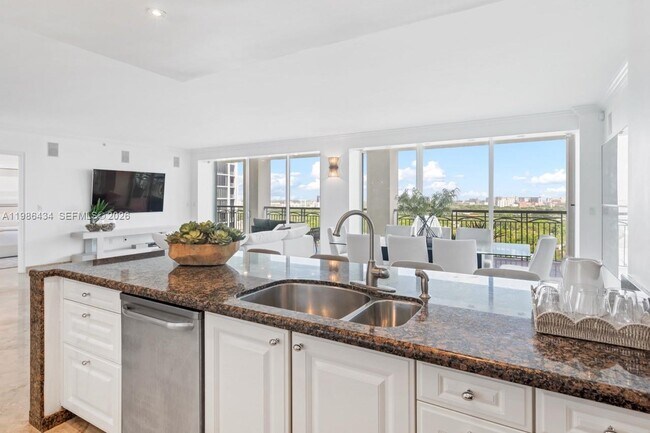 Building Photo - 3400 SW 27th Ave