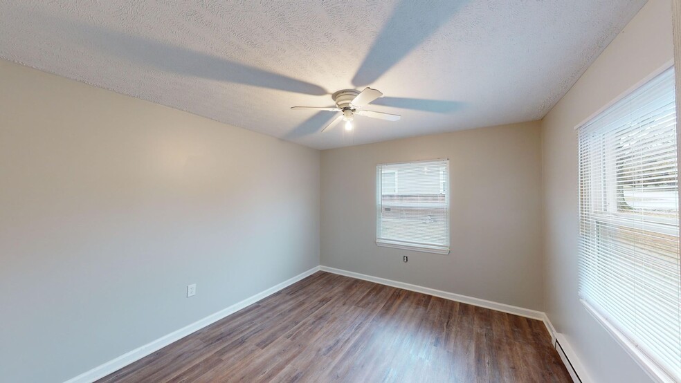 Interior Photo - Oak Park Apartments