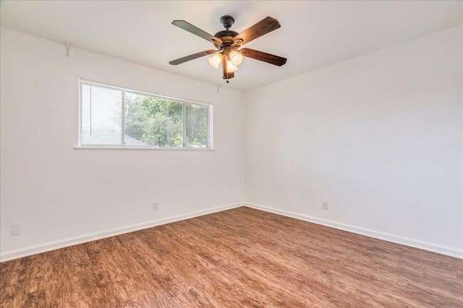 Building Photo - 1417 Braes Ridge Dr