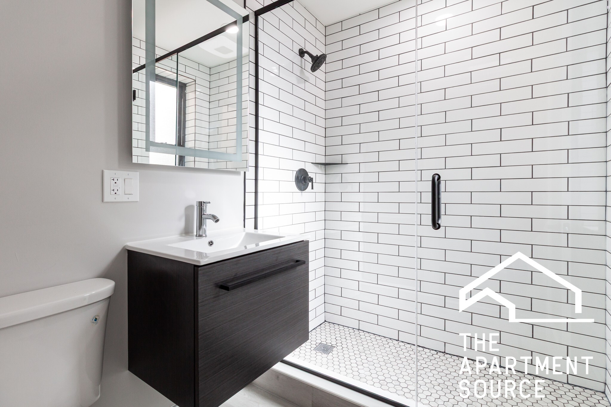 Building Photo - 3840 N Wilton Ave