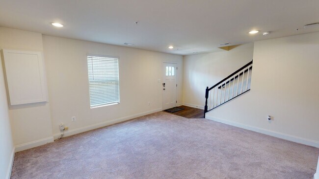 Building Photo - 11242 Saint Luke Drive - Move-in ready!