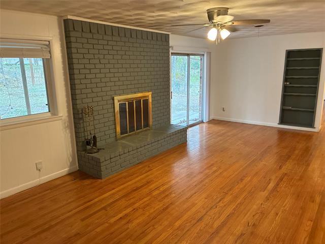 Building Photo - 1001 Crestview Dr