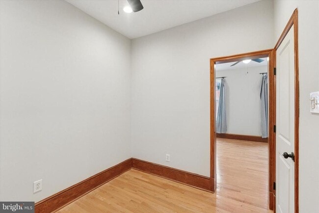 Building Photo - 890 N Judson St