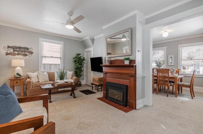 Building Photo - 1555 Lincoln Ave