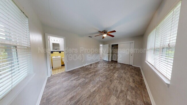 Building Photo - 1365 Seminole Rd