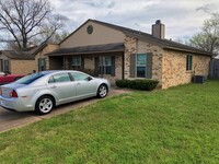 Building Photo - 3700EL
