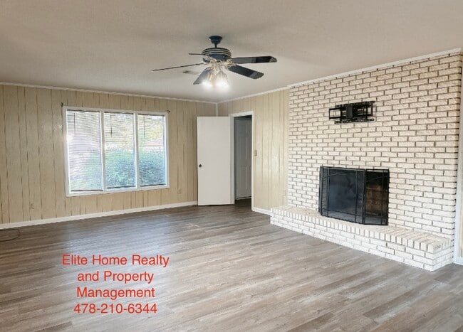 Building Photo - 233 Markwood Dr