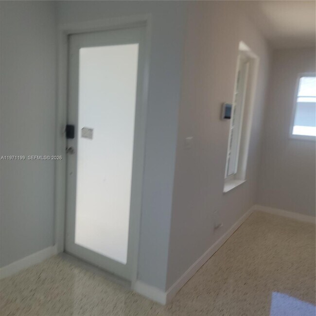 Building Photo - 551 NW 60th Ct