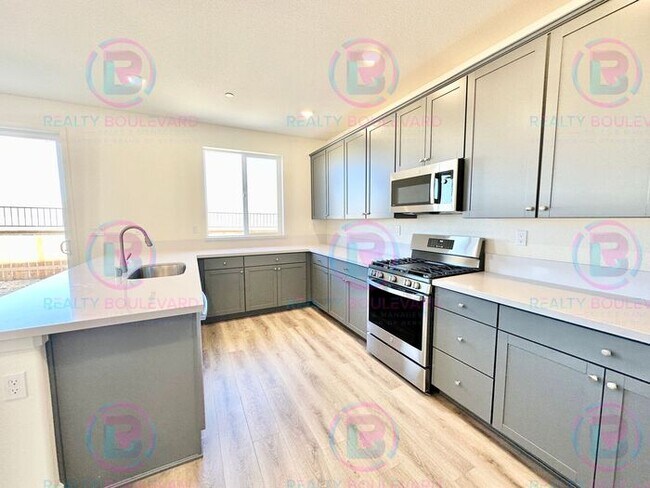 Building Photo - Home in the Five Ridges Community 4 Bedroom 3 Bathroom 2 Car Garage With Loft