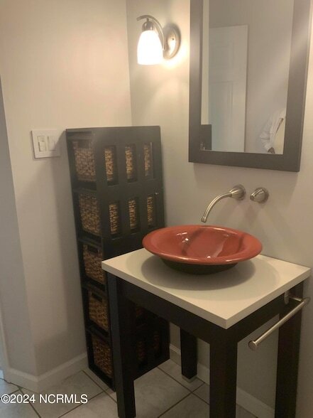 Building Photo - 30 Winchester Rd