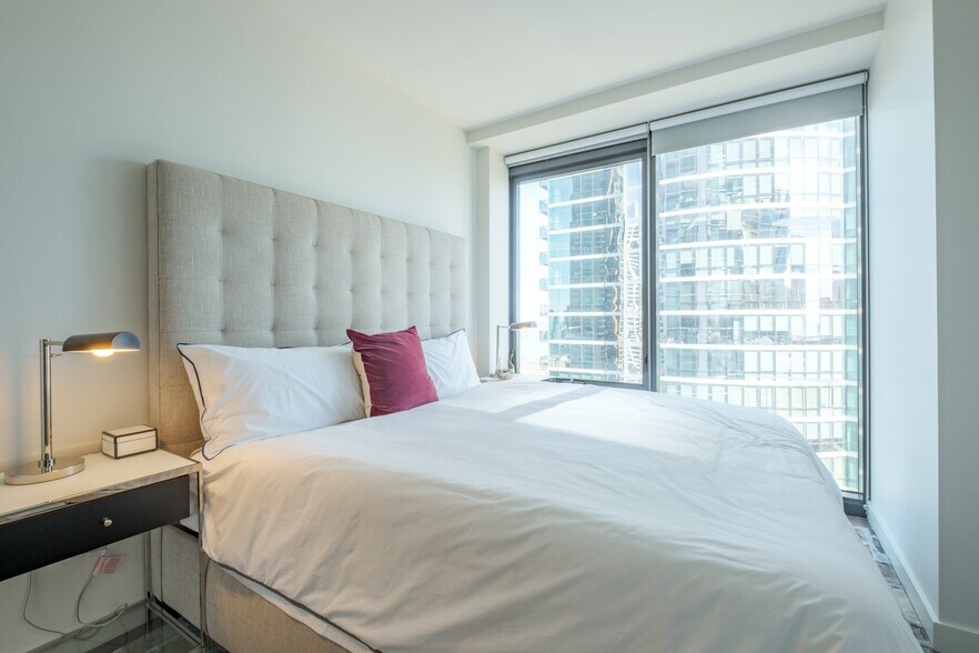 Building Photo - 1201 S Michigan Ave