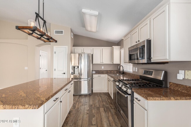 Building Photo - 6425 W Briles Rd