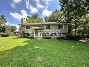 Building Photo - Excellent 4 Bedroom Home in Pleasant Grove