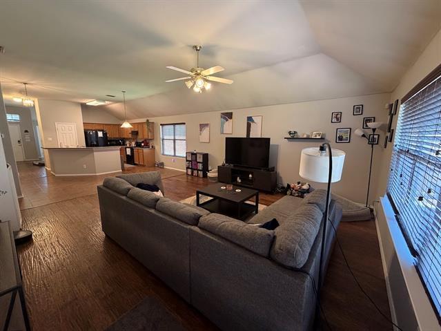 Building Photo - 9120 Bedford Ln