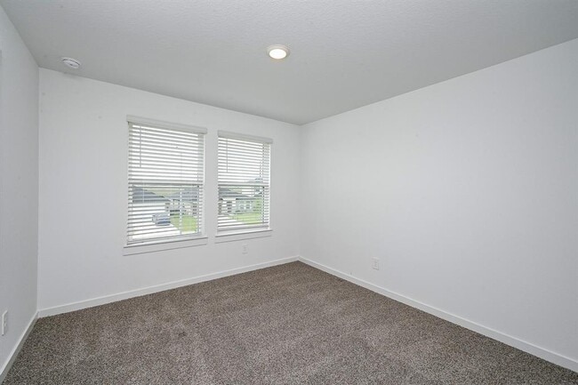 Building Photo - 29946 Gallatin River Ln