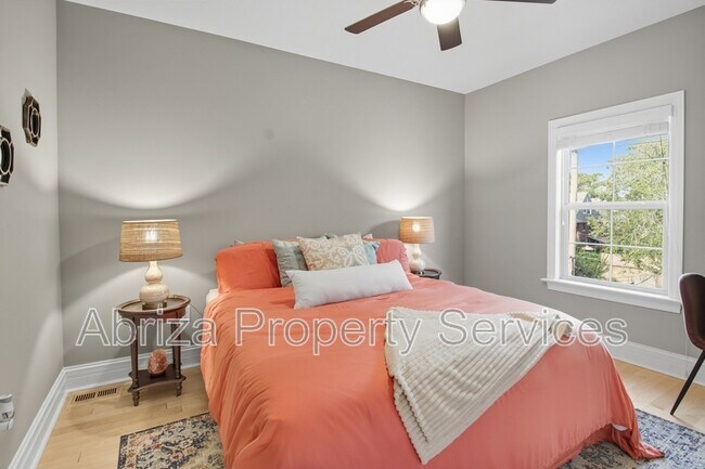 Building Photo - 3612 Flad Ave