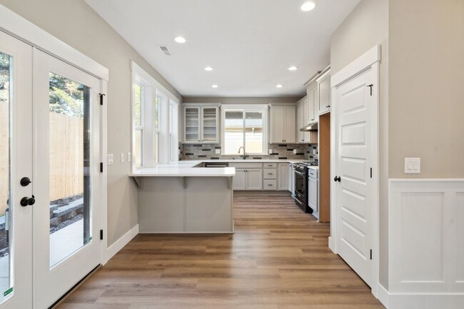 Building Photo - Brand New 4-Bedroom Home in Arbor Lodge – ...