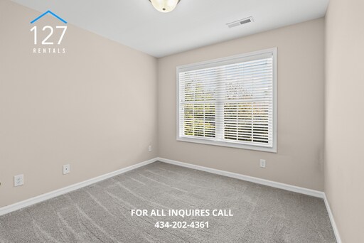 Building Photo - Luxury Townhome for Rent in Timberlake – 4...
