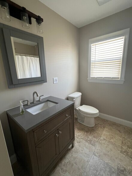 Bathroom w/James Martin vanity and medical cabinet - 408 John St