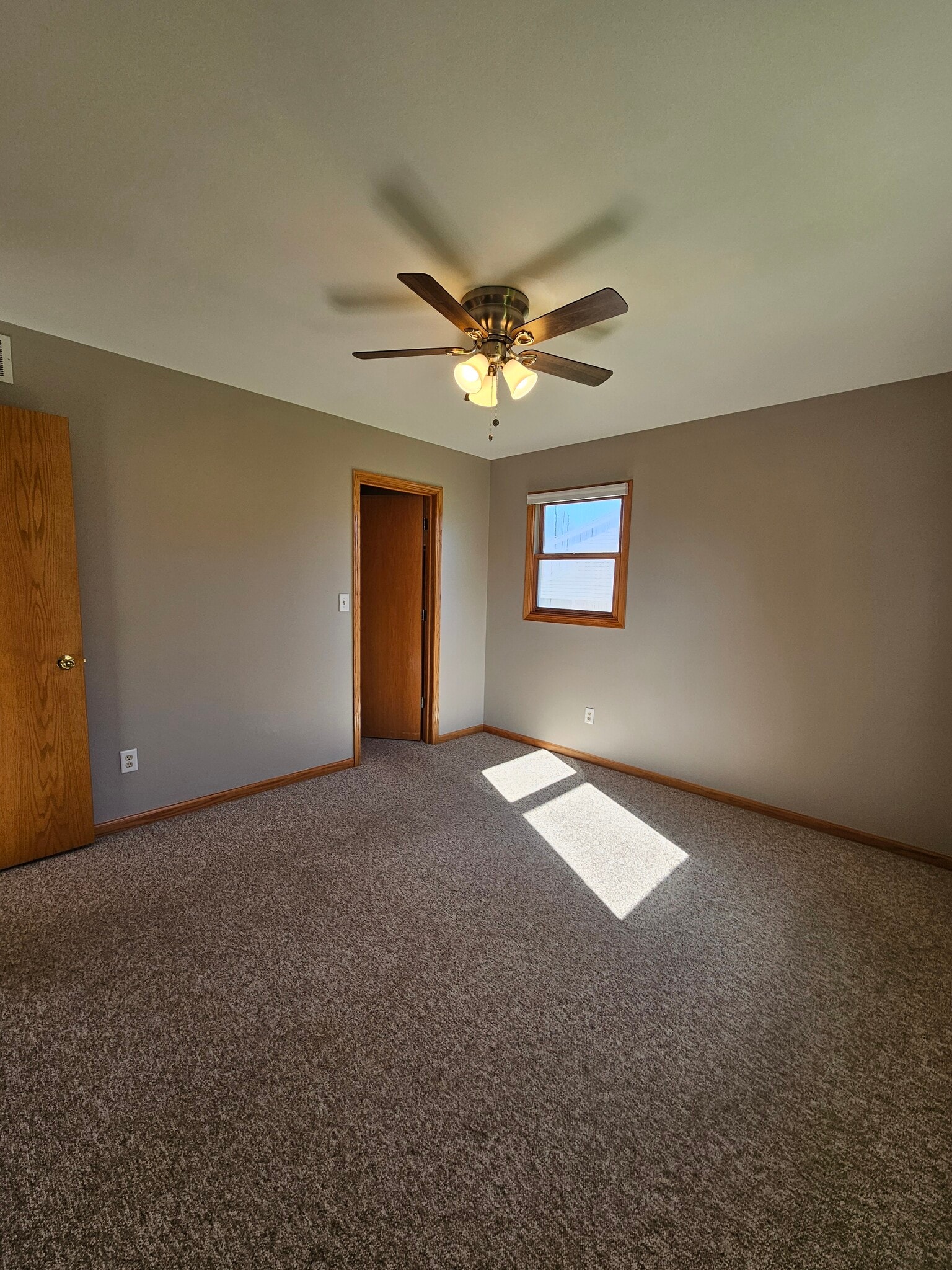 Master bedroom - 603 Foxmead Pl