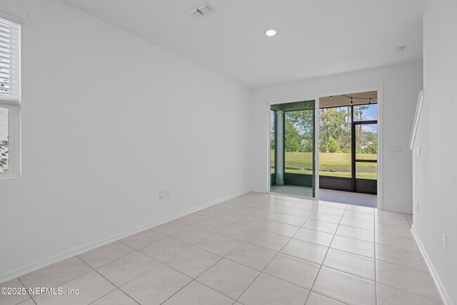 Building Photo - 40 Crisanto Rd