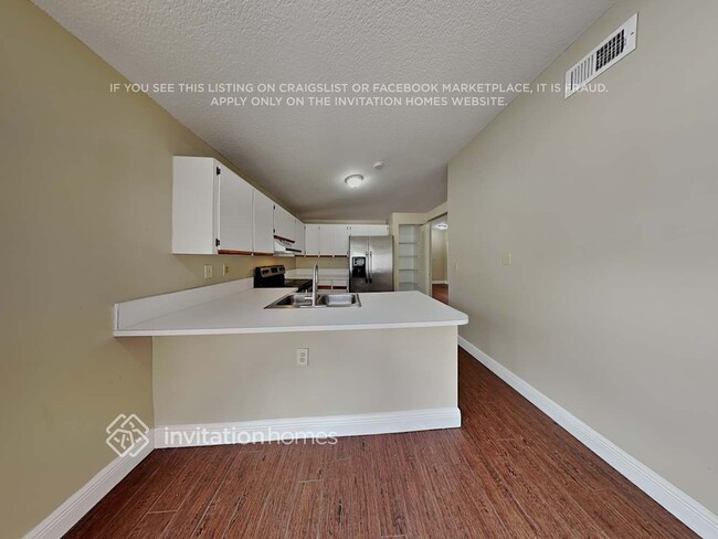 Building Photo - 14641 N Beckley Square