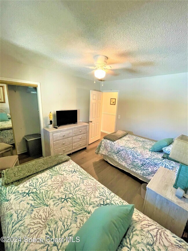 Building Photo - 5807 N Atlantic Ave