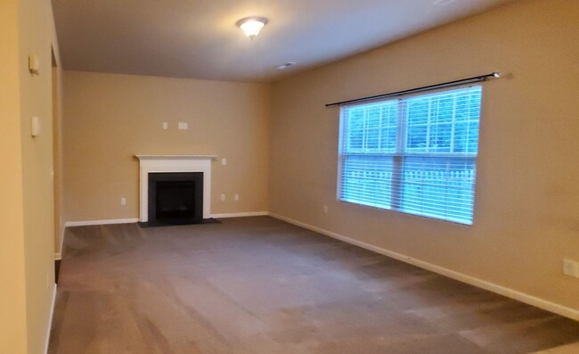 Building Photo - 821 Bellingham Way