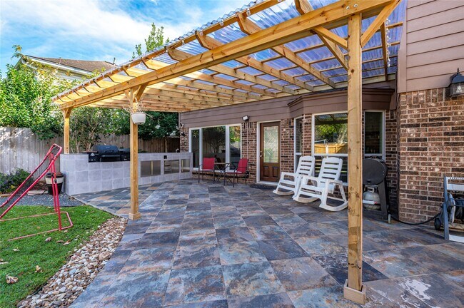 Building Photo - 603 Chedworth Dr