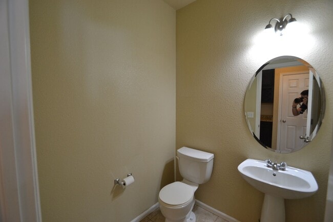 Building Photo - Beautiful Home Near Woodmen & Black Forest