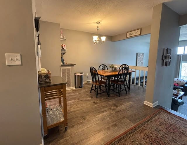 Building Photo - 504 Timber Ln