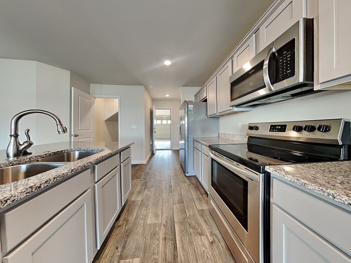Building Photo - 43 Blue Fescue Way