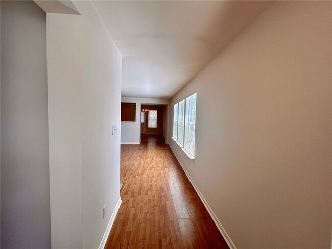 Building Photo - 6706 Wild Pecan Trail