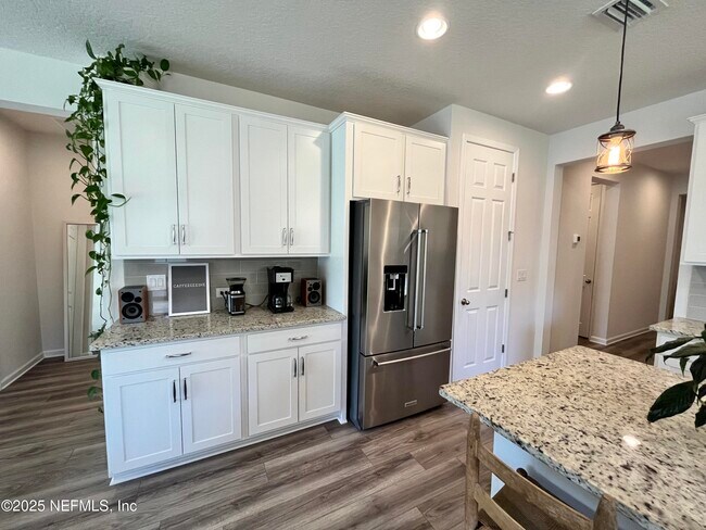 Building Photo - 2274 Lincoln Sendero Trail