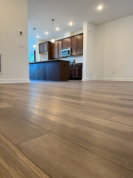Building Photo - Room in Townhome on Kiernan Grove Ln