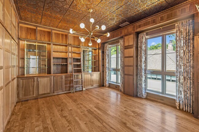 Building Photo - Rare opportunity to lease a luxury residence in The Nolen on Queens Road