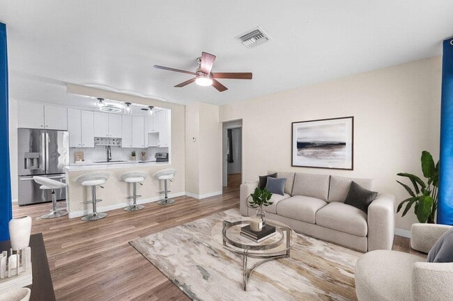 Building Photo - 4780 NE 8th Terrace