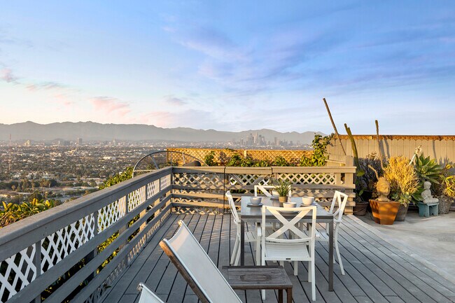 Building Photo - 4557 Don Milagro Dr