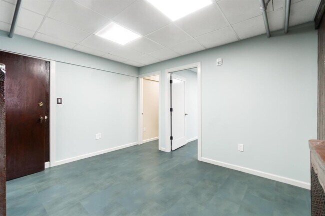 Building Photo - 2314 Palisade Ave