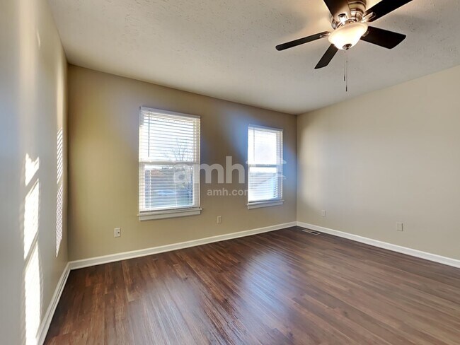 Building Photo - 6543 Vonnie Vale Ct